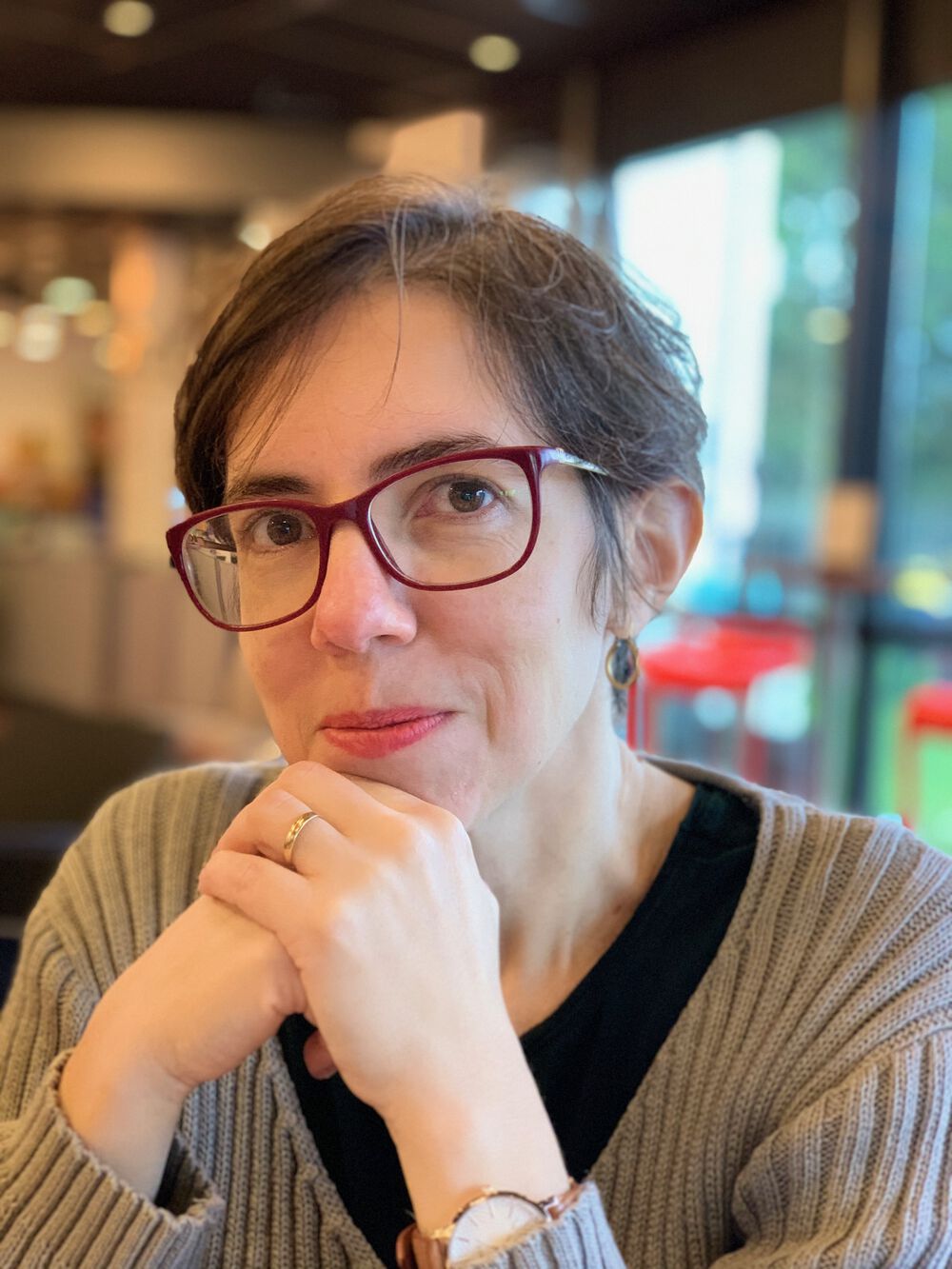 Carla Duclos, fotógrafa, food blogger, casada com o Daniel e mãe de uma garotinha e de um garotinho.